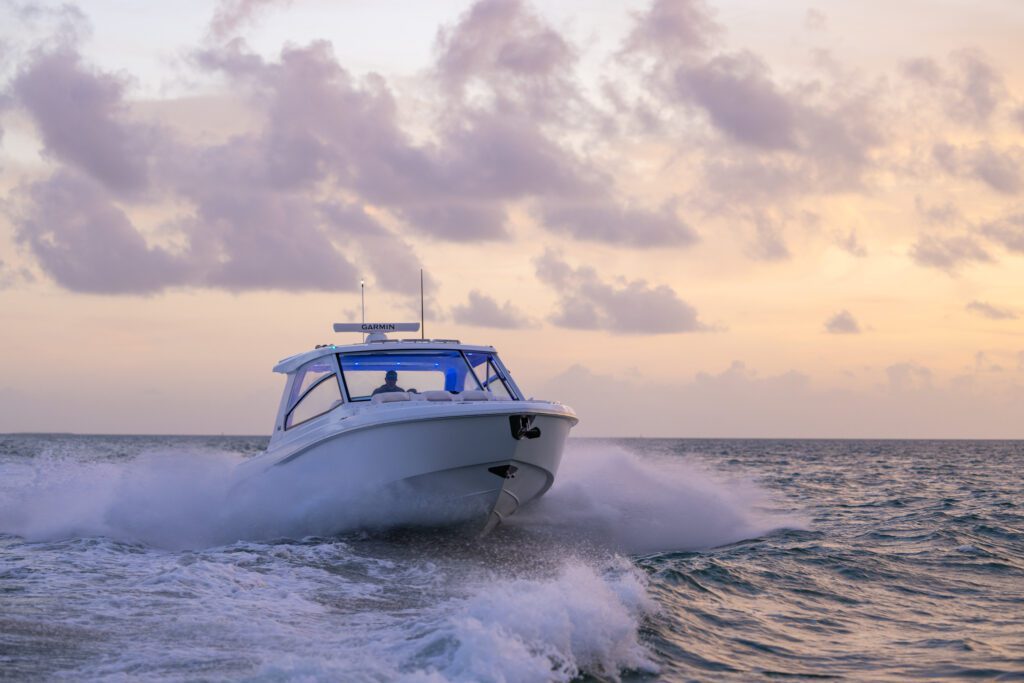 Everglades_367CX_Drone-257