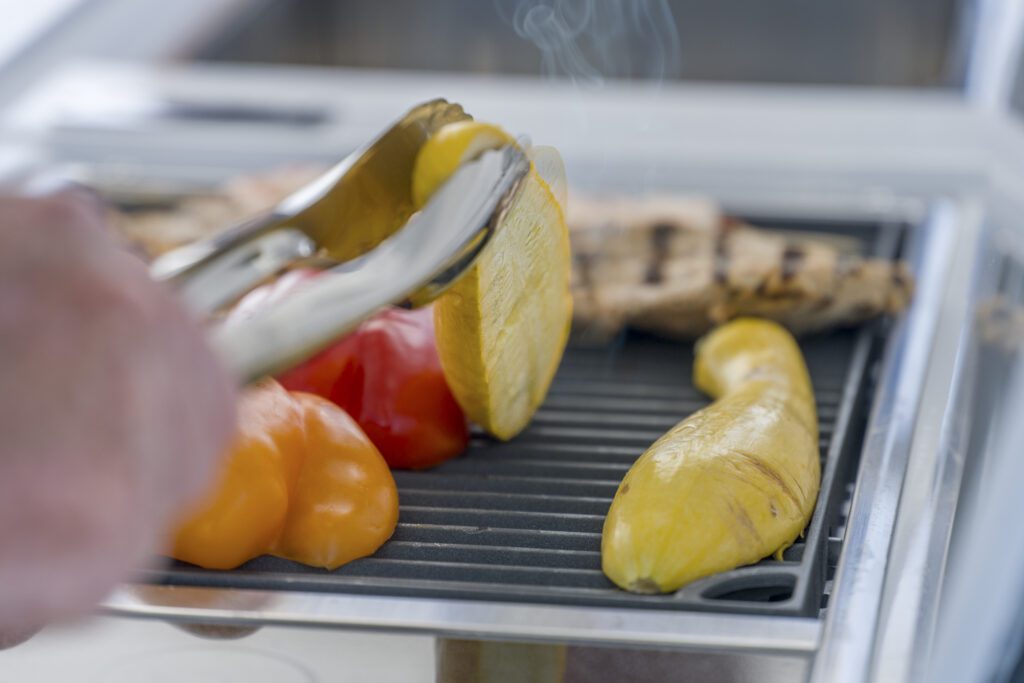 437CX – Lifestyle-19