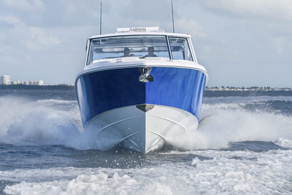 437CX – Lifestyle-49